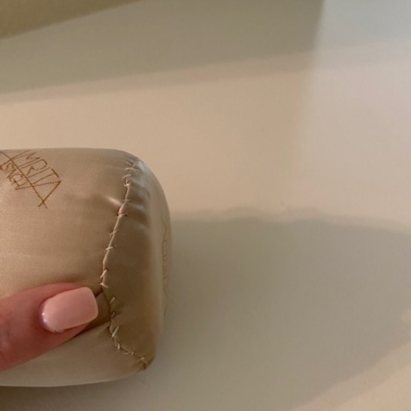 Amrita Singh Bangle Case - Picture 7 of 11